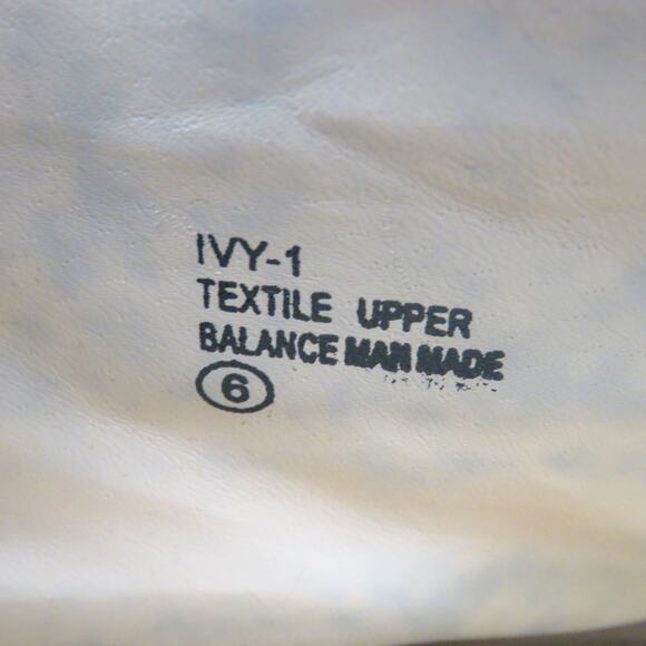 Chase & Chloe Ivy Ruched High Heel Ankle Booties Black Velvet Peep Toe Size 6 - Picture 9 of 9